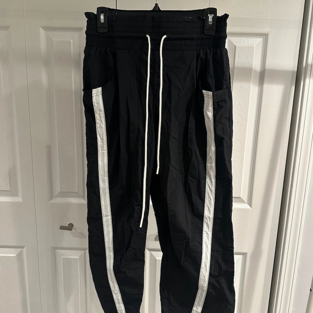 x FP Movement Champ Is Here Pant in Black - Picture 5 of 7